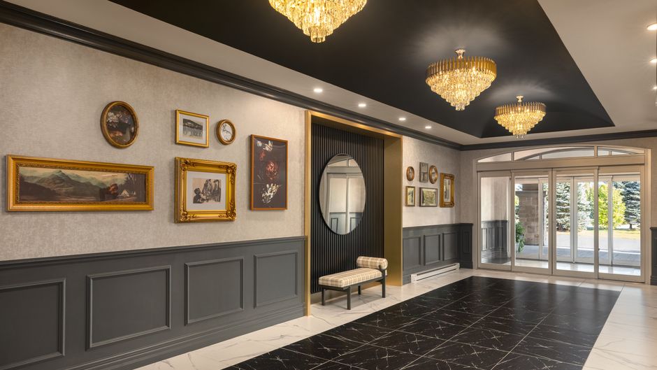 Hotel Vallea Bromont Lobby