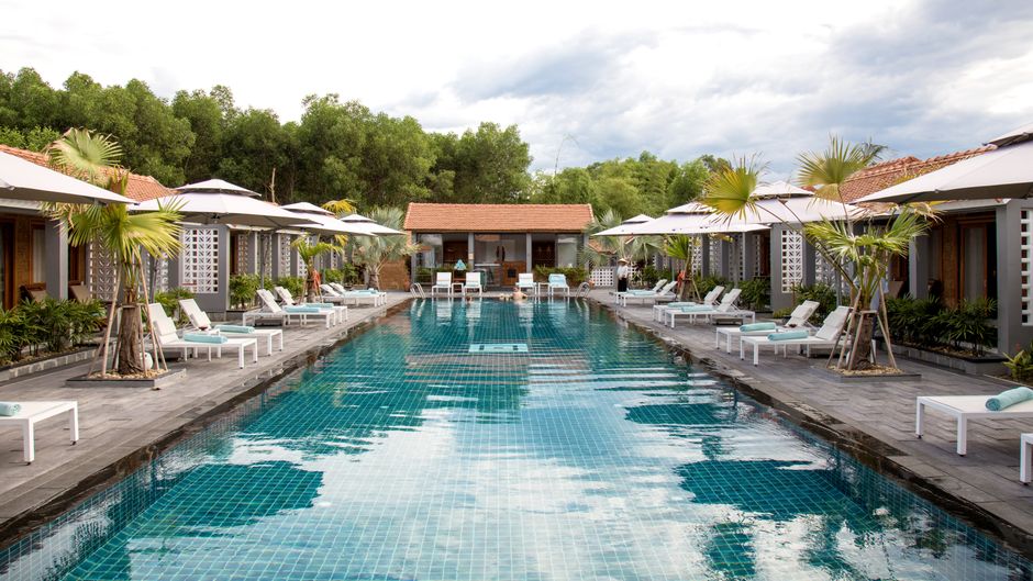 Pilgrimage Village, Hue Pool