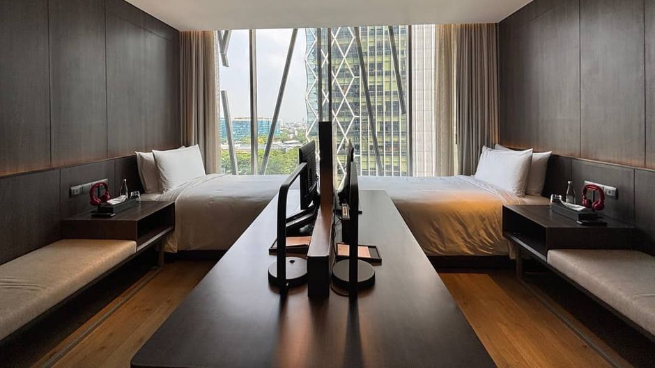 Discovery SCBD Jakarta Room