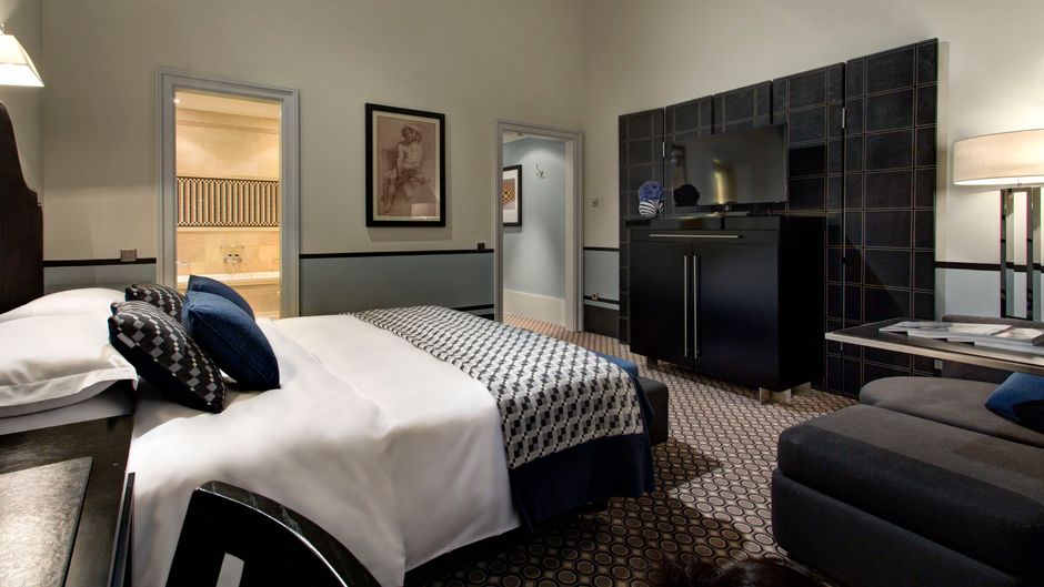 Hotel de Rome Room