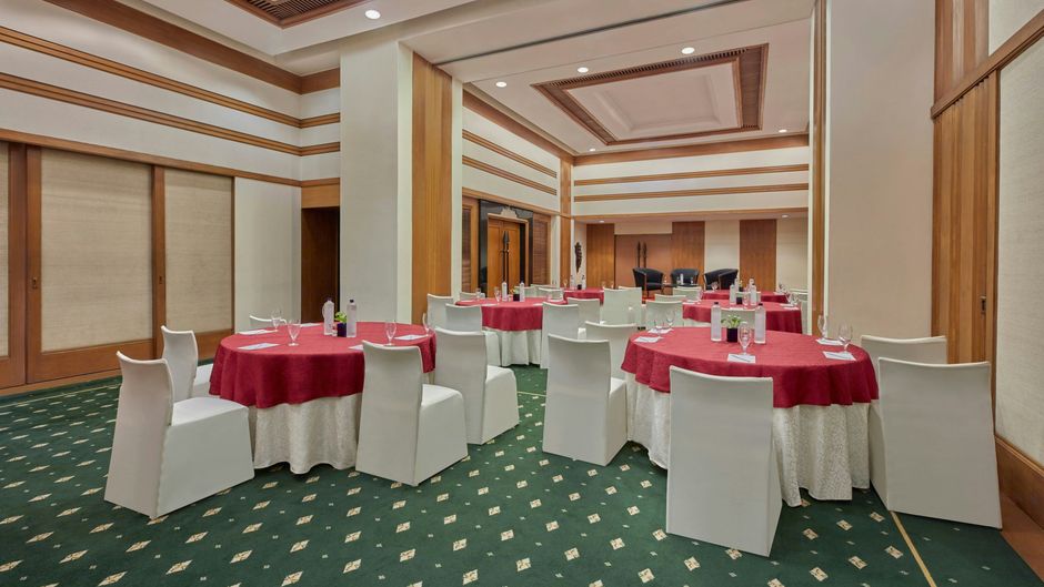 The Fern Kochi Series by Marrio Meeting