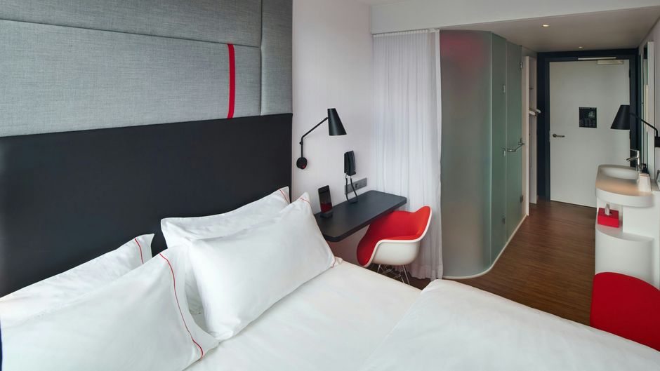 citizenM Copenhagen Radhuspladsen Hotel Room