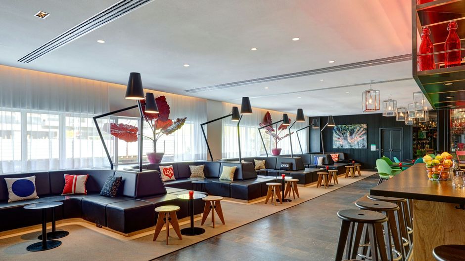 citizenM Paris Gare de Lyon Lobby
