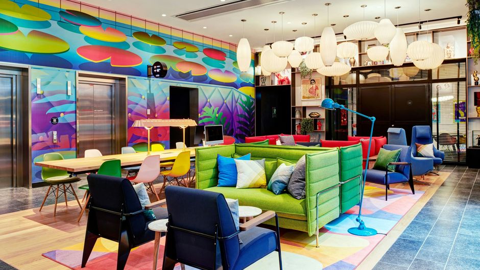 citizenM Paris Opera Hotel Lobby