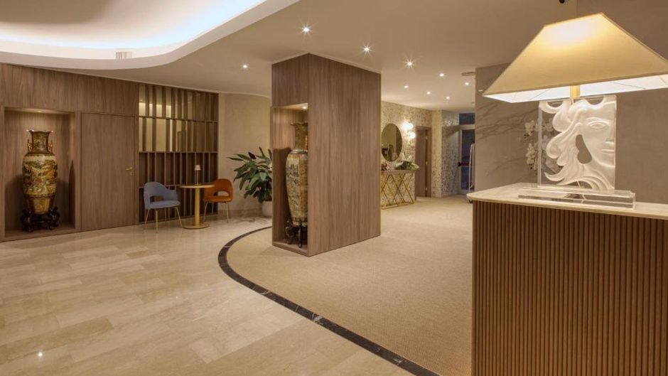 Hotel Nasco Lobby