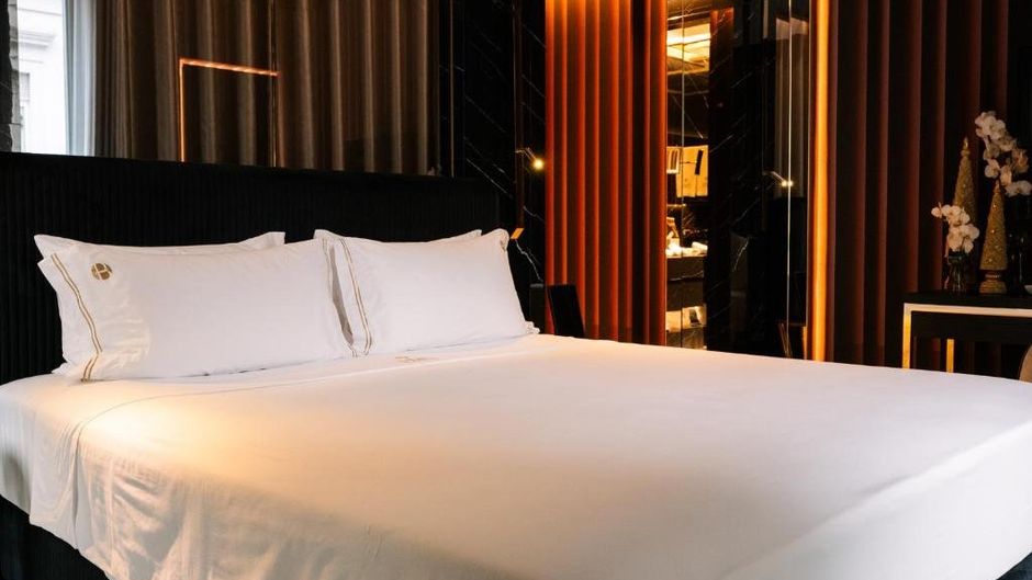 Bra Hotel Room