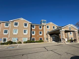 Cobblestone Hotel Hutchinson
