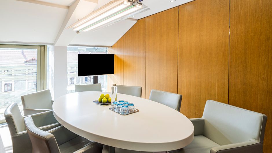 Holiday Inn Express Paris Meeting