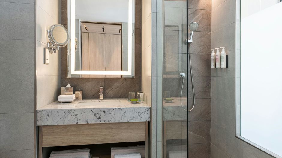 Le Meridien City Centre Bahrain Room