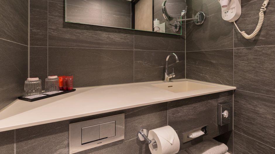 Leonardo Hotel Groningen Room
