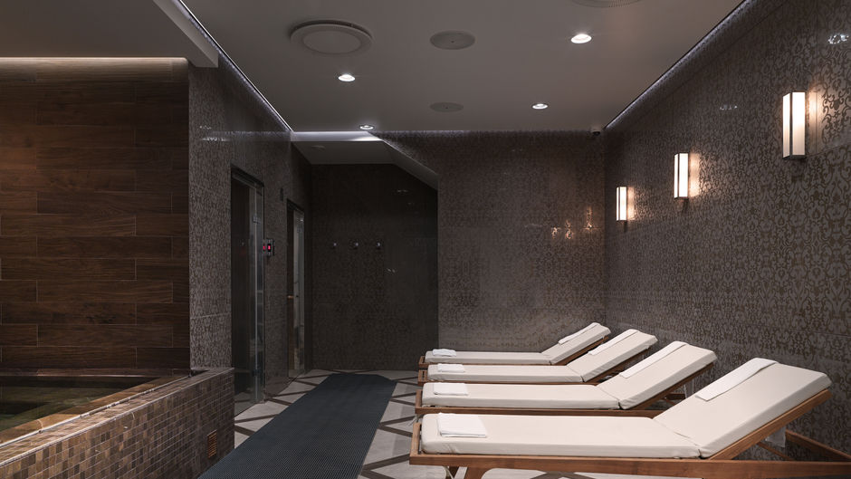 Hotel Borg Pool