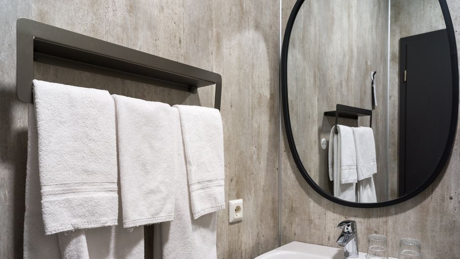 Hotel Katla Hofdabrekka Room