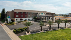 Holiday Inn Express Redding North