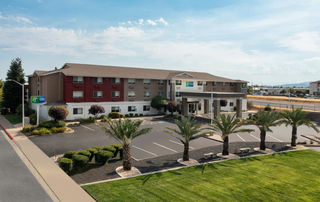 Holiday Inn Express Redding North