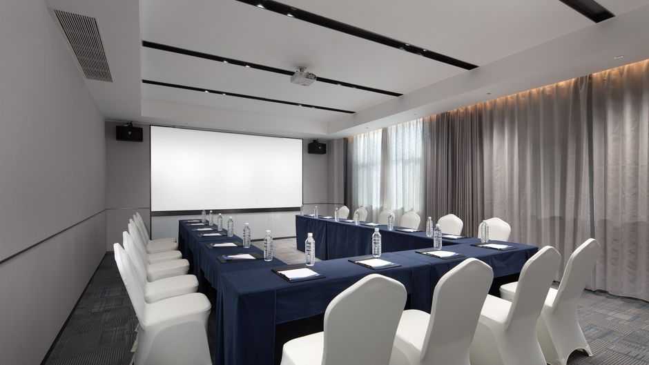 Hampton by Hilton Hotan Meeting