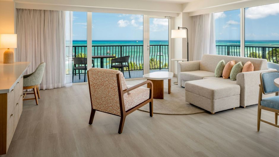 Aruba Marriott Resort & Stellaris Casino Suite