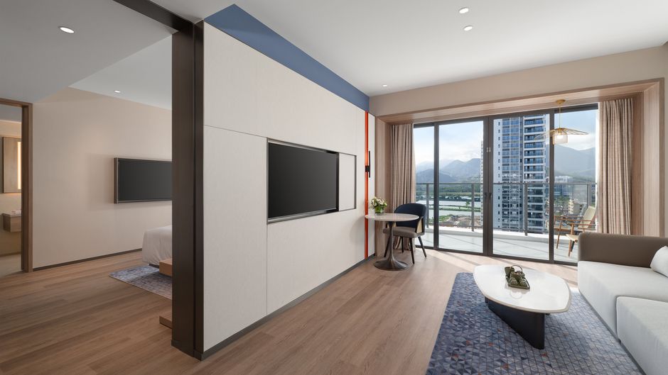 Holiday Inn Express Jiangmen Yinhu Bay Suite