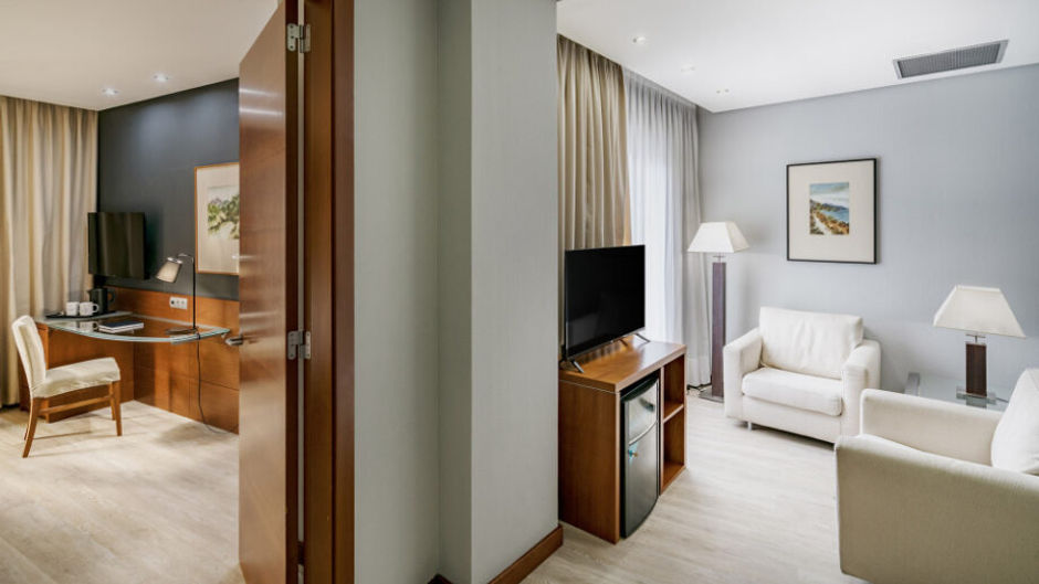 Dorma Coliseum Suite