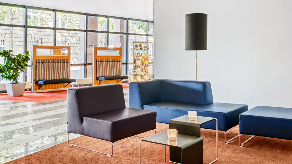 Hotel Erfurt City Center by Leonardo Lobby