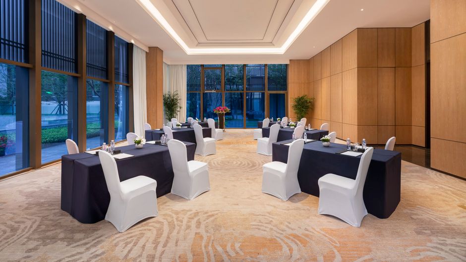 HUALUXE Xianyang Spa