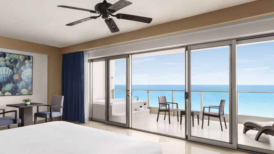 Seadust Cancun Family Resort Suite