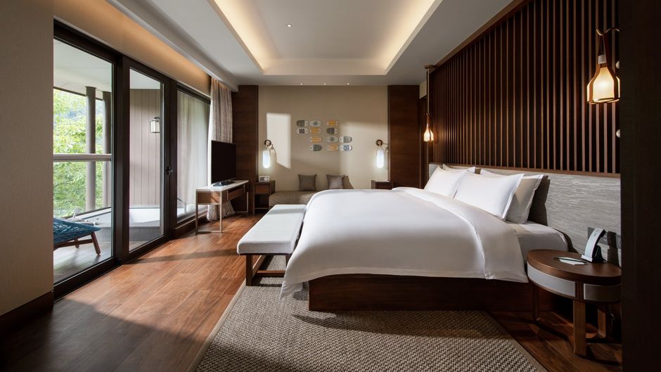 New World Qingyuan Hotel Suite