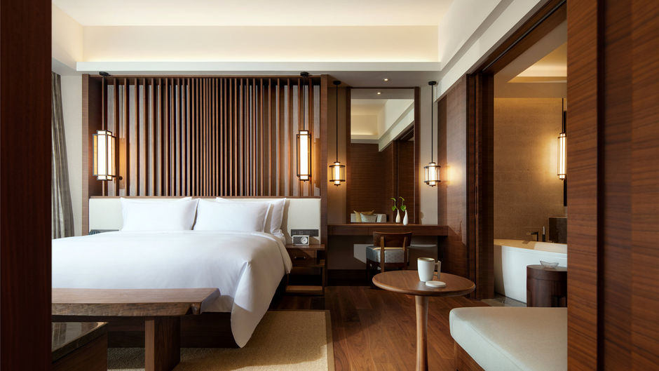 New World Qingyuan Hotel Suite