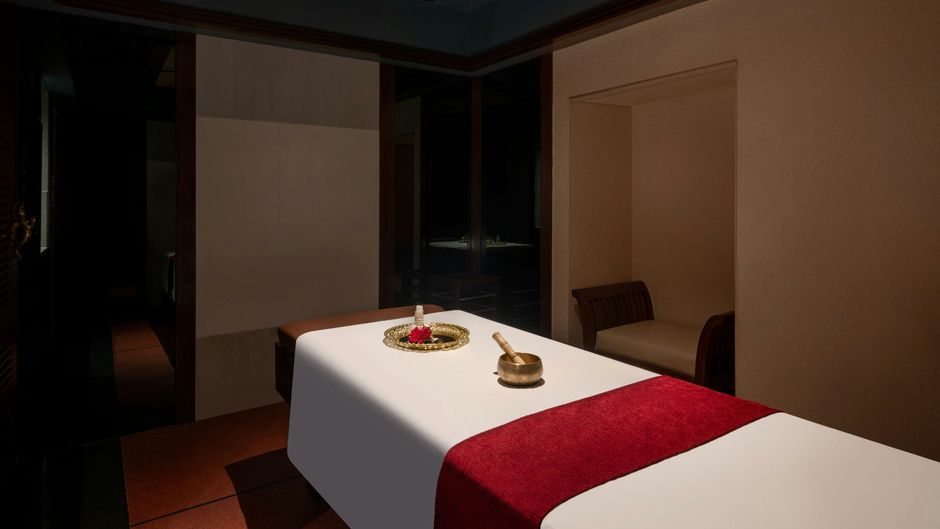 Courtyard Mumbai International Airport Spa
