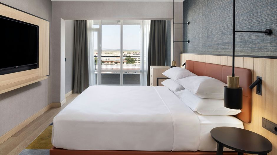 Four Points Sunny Beach Room