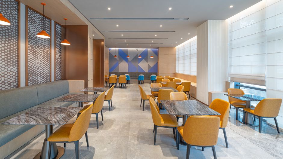 Holiday Inn Exp Liangjiang Yufu Restaurant