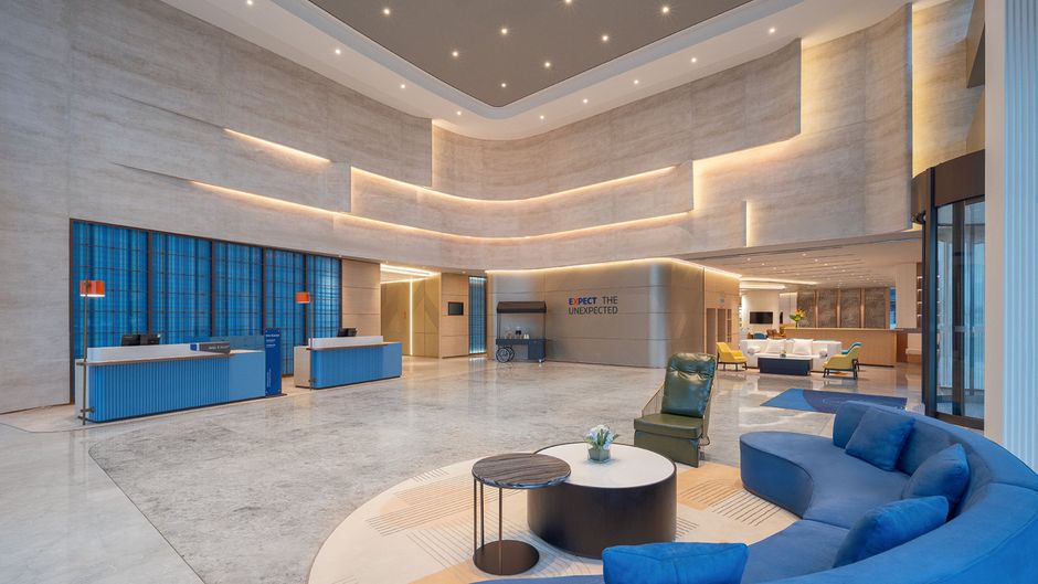 Holiday Inn Exp Liangjiang Yufu Exterior