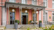 Schweizerhof Hotel
