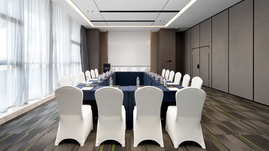 Hampton Changzhi Luzhou Meeting
