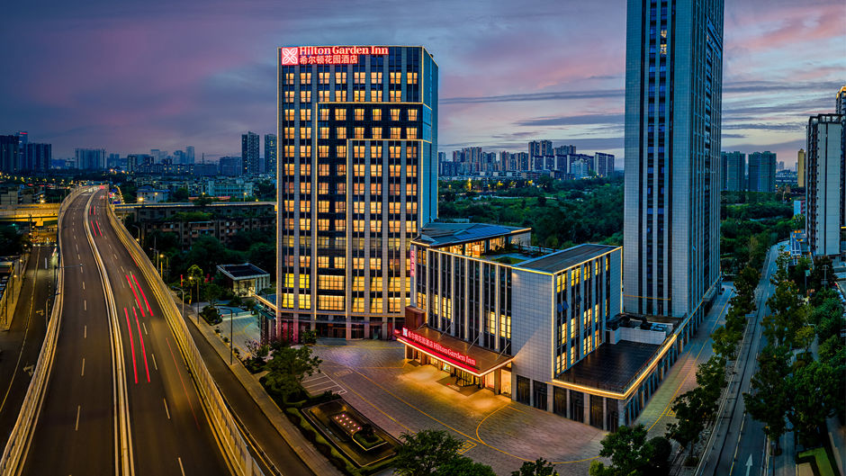 Hilton Garden Inn Chengdu East Railway Exterior
