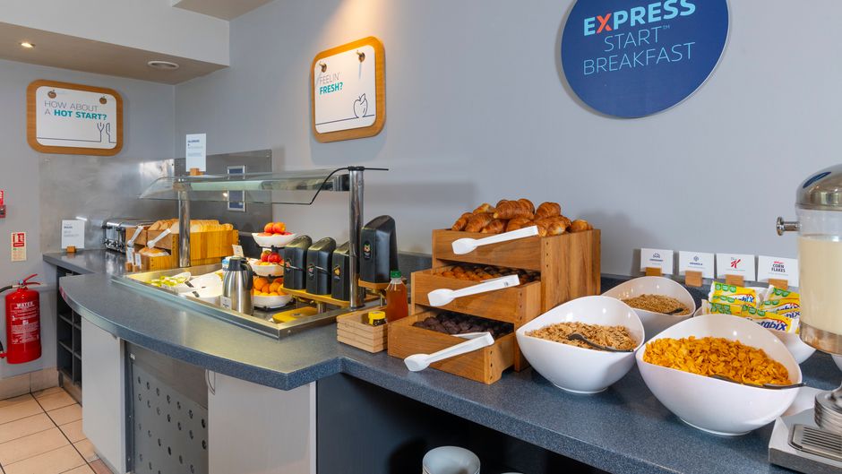 Holiday Inn Express Droitwich Spa Restaurant