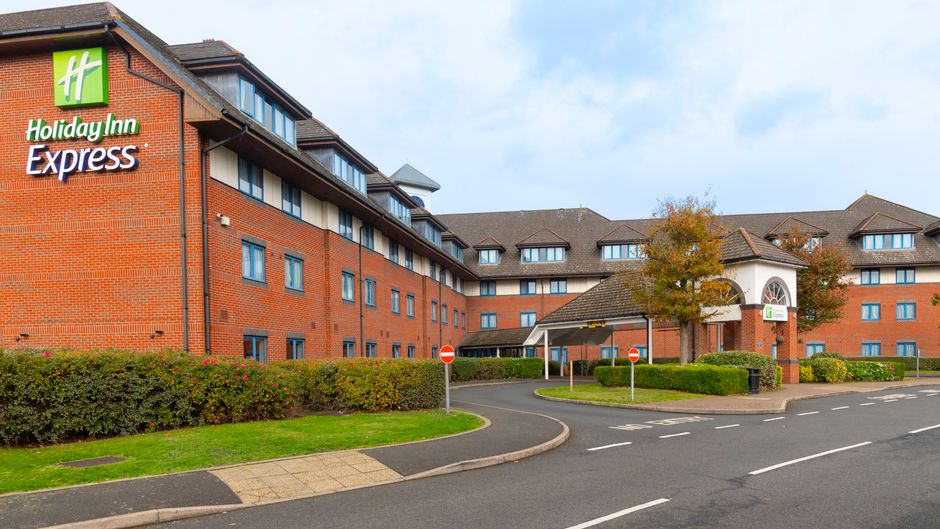 Holiday Inn Express Birmingham NEC Exterior