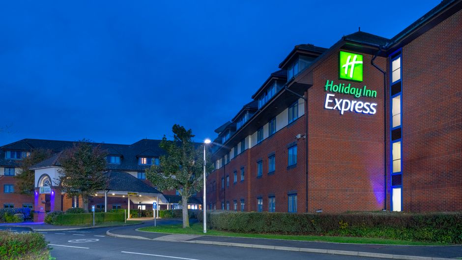 Holiday Inn Express Birmingham NEC Exterior