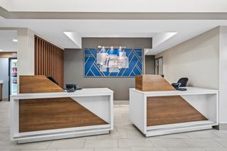Holiday Inn Express