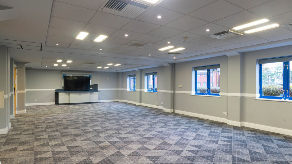 Holiday Inn Express Birmingham NEC Meeting