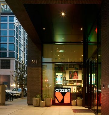 citizenM Los Angeles Downtown