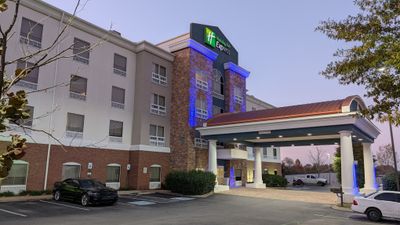Holiday Inn Express Columbia