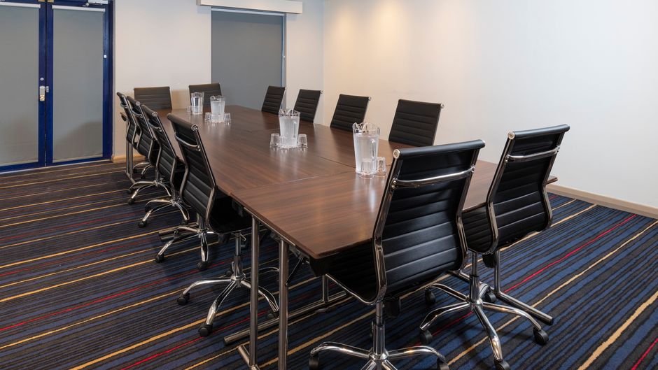 Holiday Inn Express Wandsworth Meeting