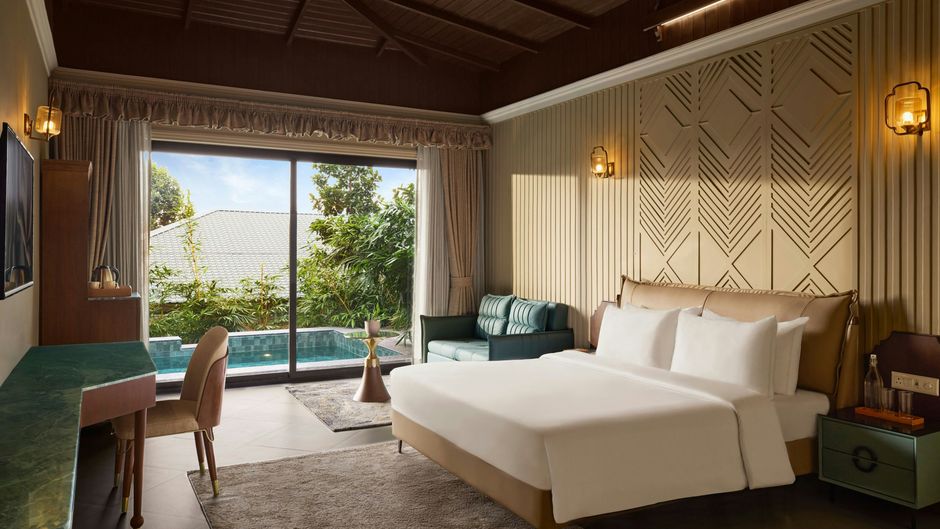 Debu's The Fern Resort & Spa Pool