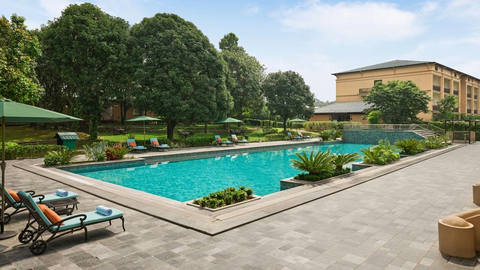 Debu's The Fern Resort & Spa Pool