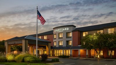 Courtyard Kansas City Shawnee