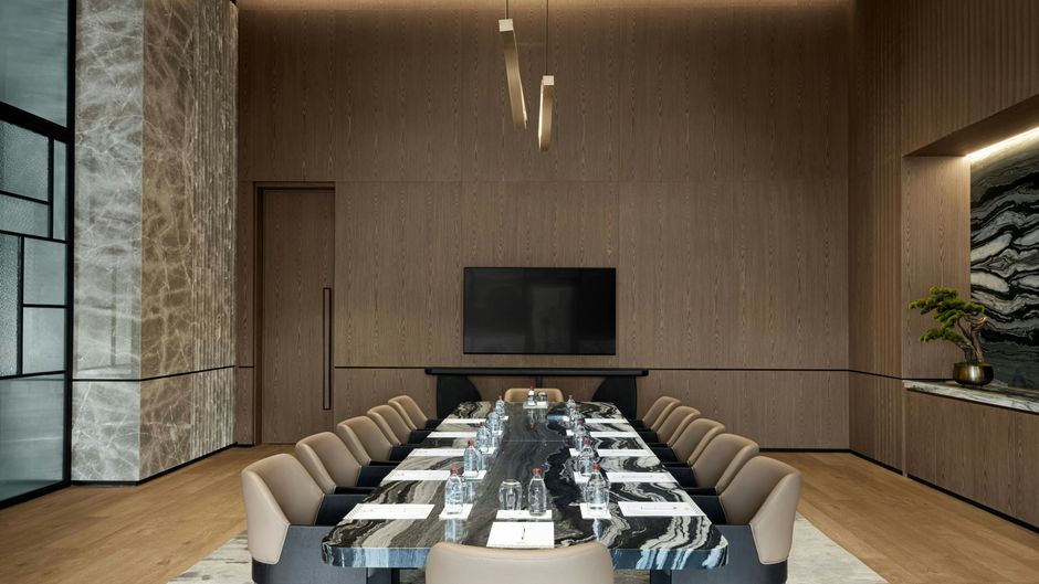 Marriott Exec Apt Istam Tema W Meeting