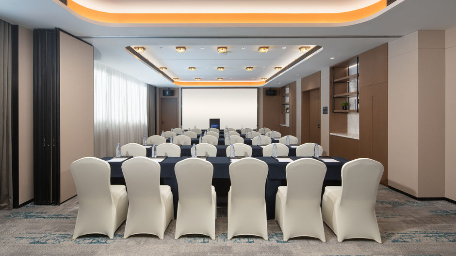 Hampton Inn Luanchuan Laojun Mountain Meeting