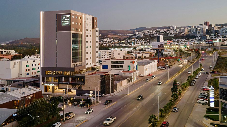 AC Hotel San Luis Potosi Exterior