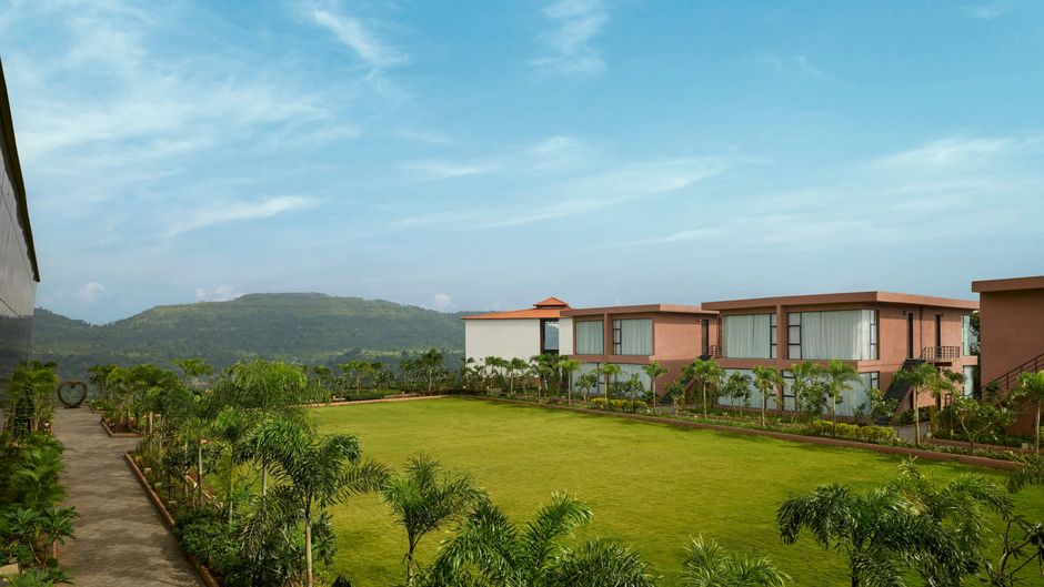 THE FERN HEAVEN ON THE HILLS HA Exterior