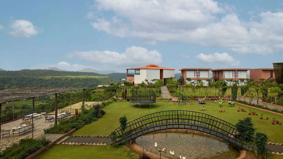 THE FERN HEAVEN ON THE HILLS HA Exterior